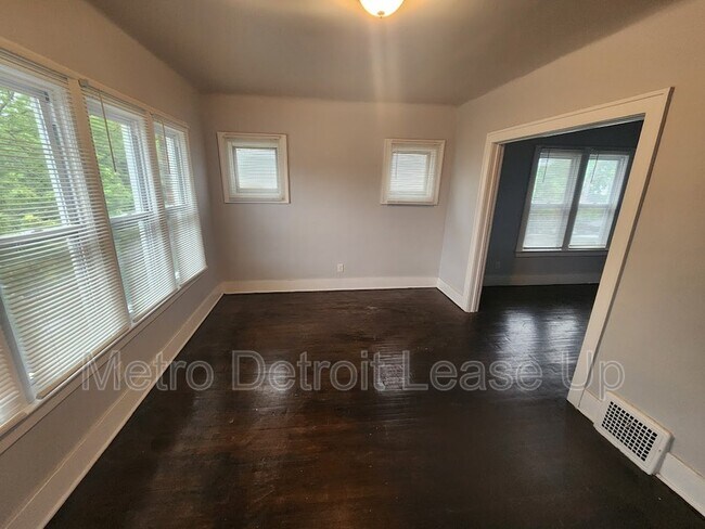 Foto del edificio - 5529 Nottingham Rd