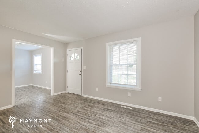 Building Photo - 204 Cherryview Ln