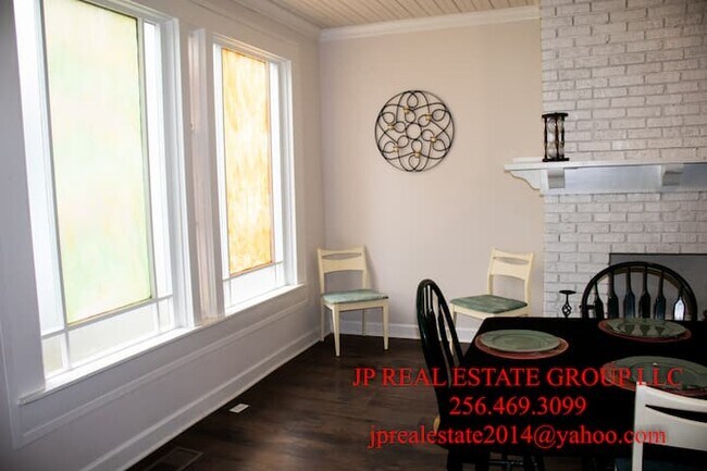 Foto del edificio - 714 4th Ave SE