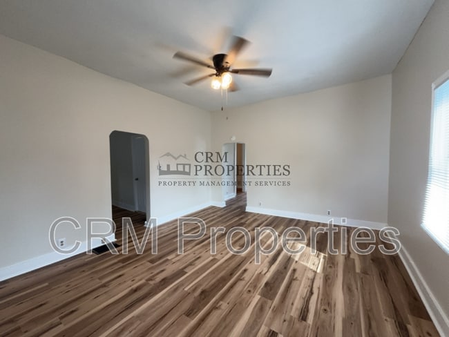 Building Photo - 1530 S Union St