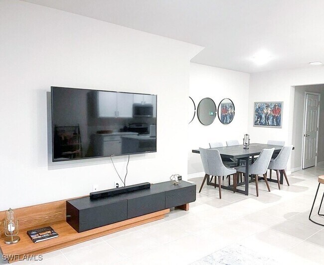 Foto del edificio - 15141 Wildflower Cir