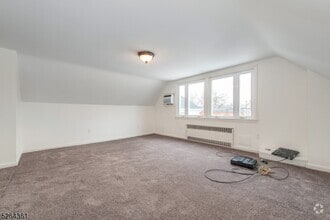 Building Photo - 224 Glenwood Ave