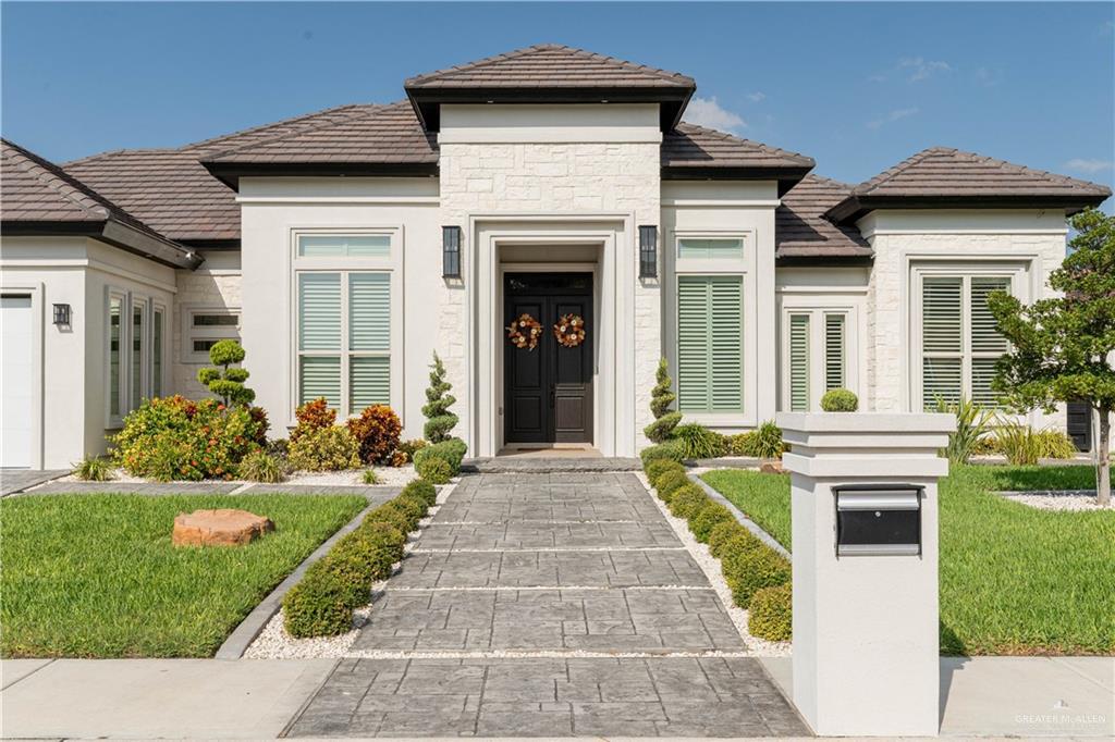 Foto principal - 5004 Gumwood Ave