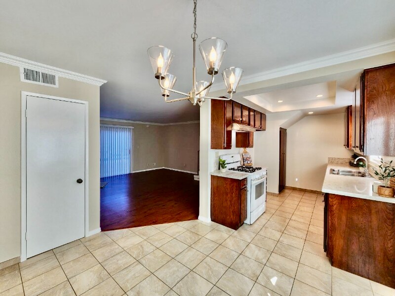 Foto principal - 232 S Pine St