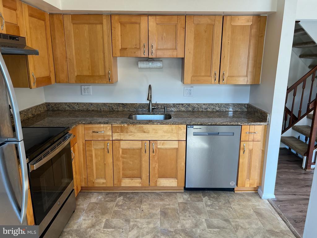 Photo - 7728 Havenside Terrace (Rockville, MD)