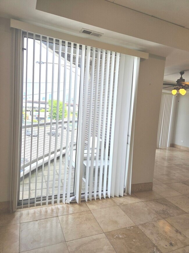 Foto del edificio - 2500 S Halsted St