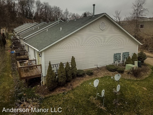 Building Photo - 1364 Bluestone Ave