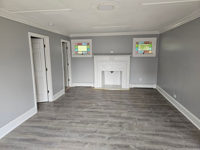 Building Photo - 53 Grove St