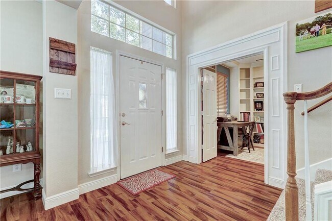 Foto del edificio - 3955 Grayling Ln