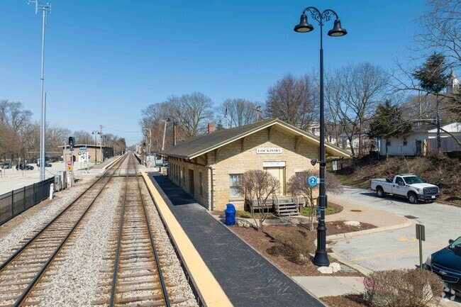 Residents can reach Chicago in under an hour from the Lockport Metra Station.