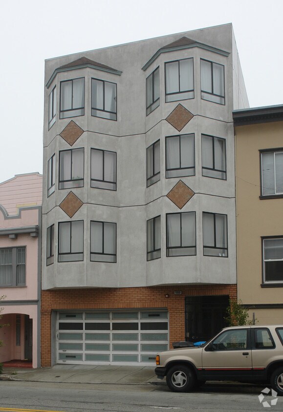Foto del edificio - 590 25th Ave