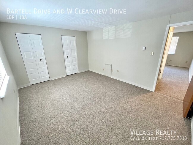 Foto del edificio - 51 W Clearview Dr