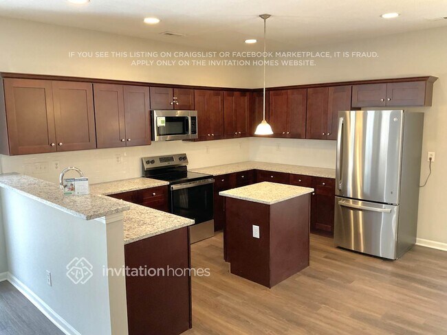 Foto del edificio - 13814 Purple Bloom Ln