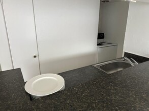 Building Photo - 820 W Alabama St