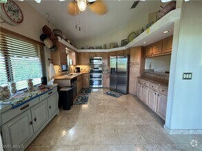 Building Photo - 16540 Heron Coach Way