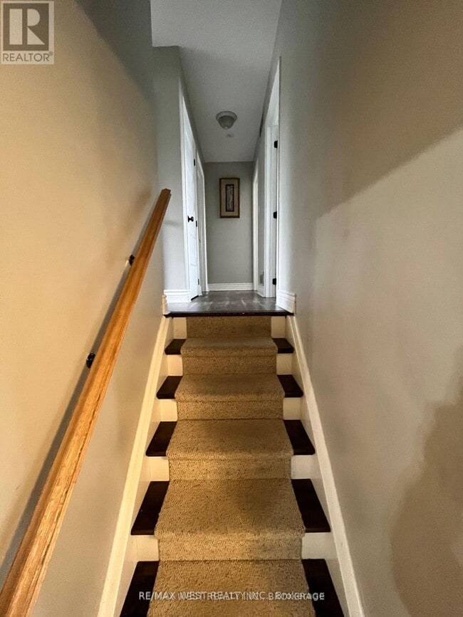 Building Photo - 13150 Keele St