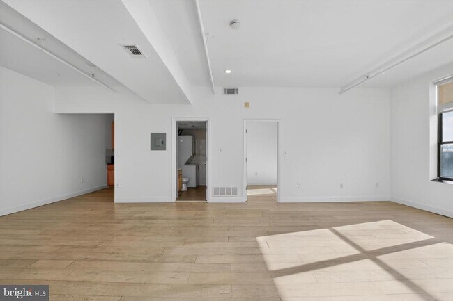 Foto del edificio - 301 Spring Garden St