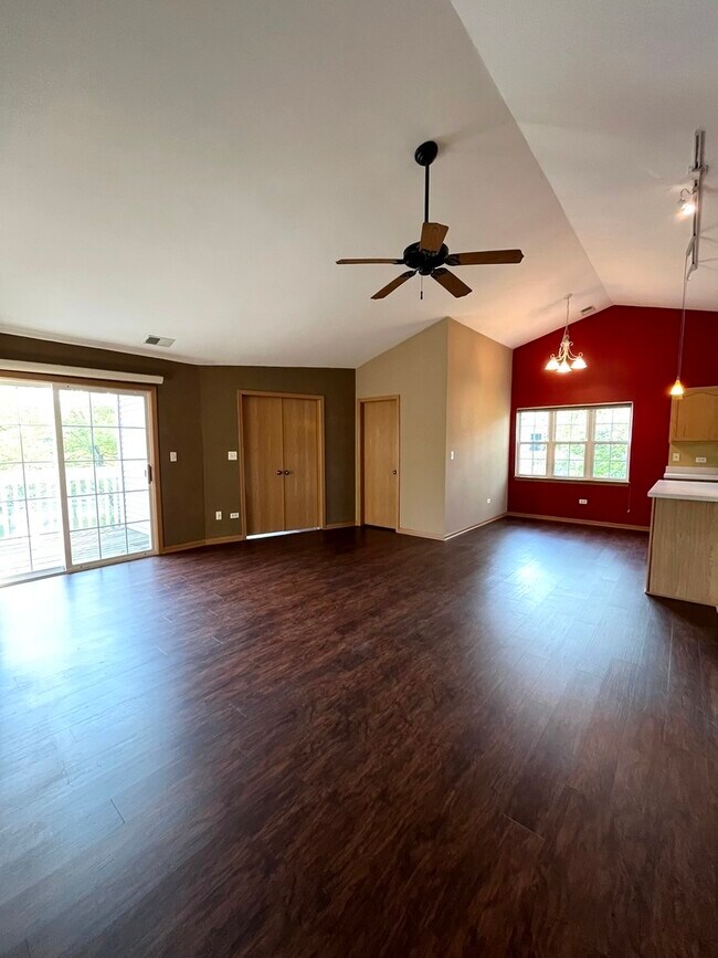 Building Photo - 2451 Sheehan Dr