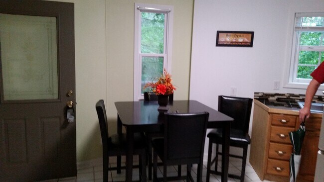 Foto del edificio - 75 Shady Ln