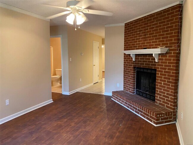 Building Photo - 116 Hargis Dr