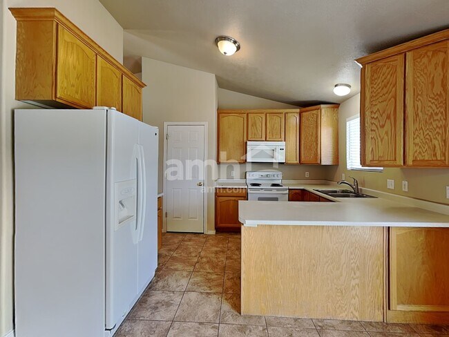 Building Photo - 11963 S Powder Cv