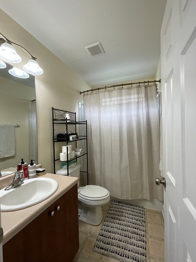 Building Photo - Godley Station Schools