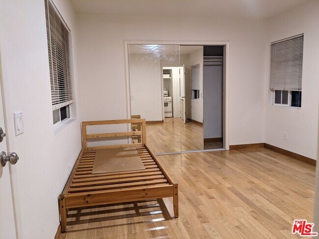 Foto del edificio - 4152 Verdugo Rd