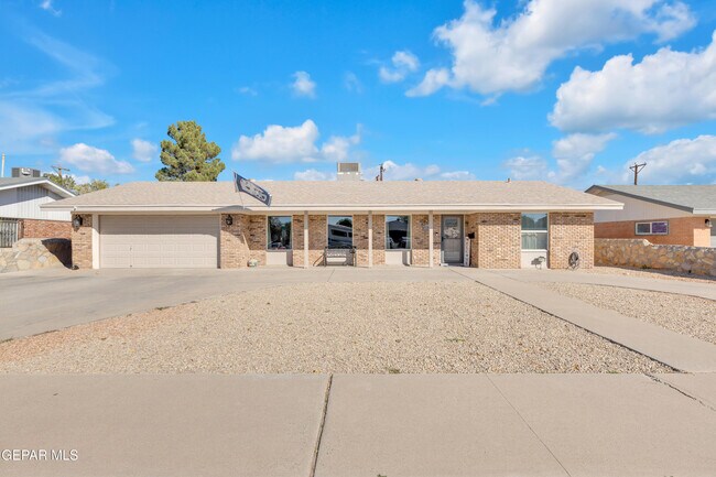 Foto del edificio - 9913 Album Ave