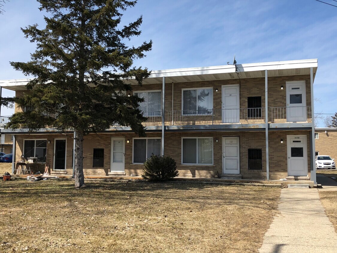 31735 Linden Ave, Fraser - 31735 Linden Ave