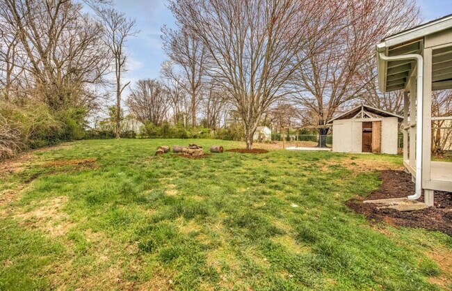 Building Photo - 3909 Whedbee Dr