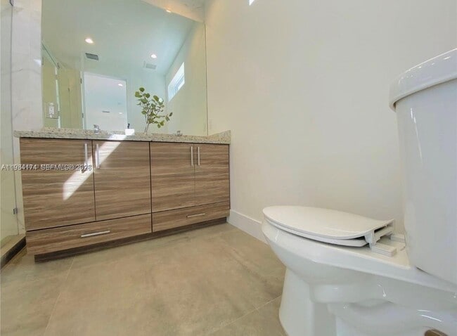 Foto del edificio - 3653 SW 25th St