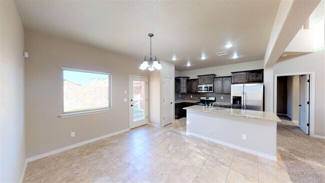 Foto del edificio - Stunning home 3 bedroom, 2.5 bathroom in West El Paso!