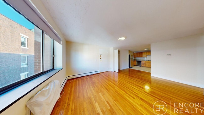 Building Photo - 222 Babcock St