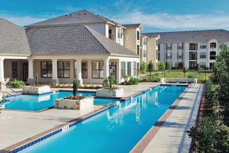 Building Photo - Camden Lake Apts