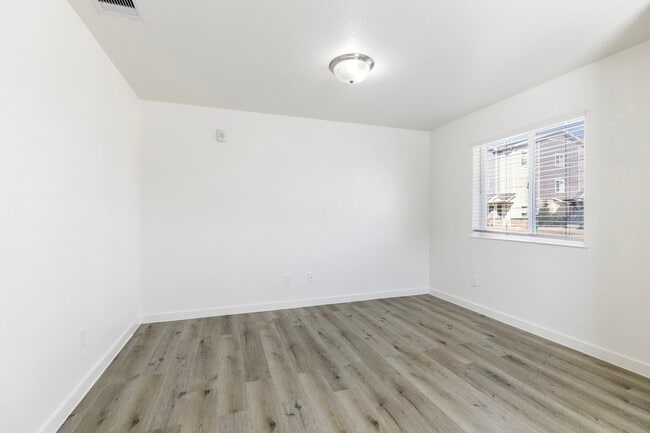 Building Photo - 21155 Gosling Rd