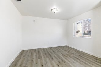 Building Photo - 21155 Gosling Rd