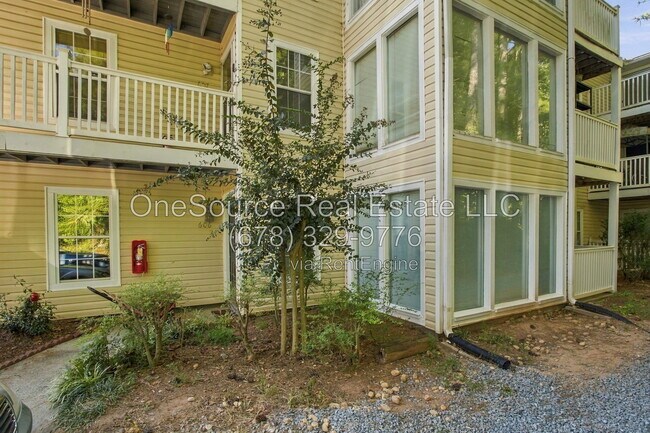 Building Photo - 606 Augusta Dr