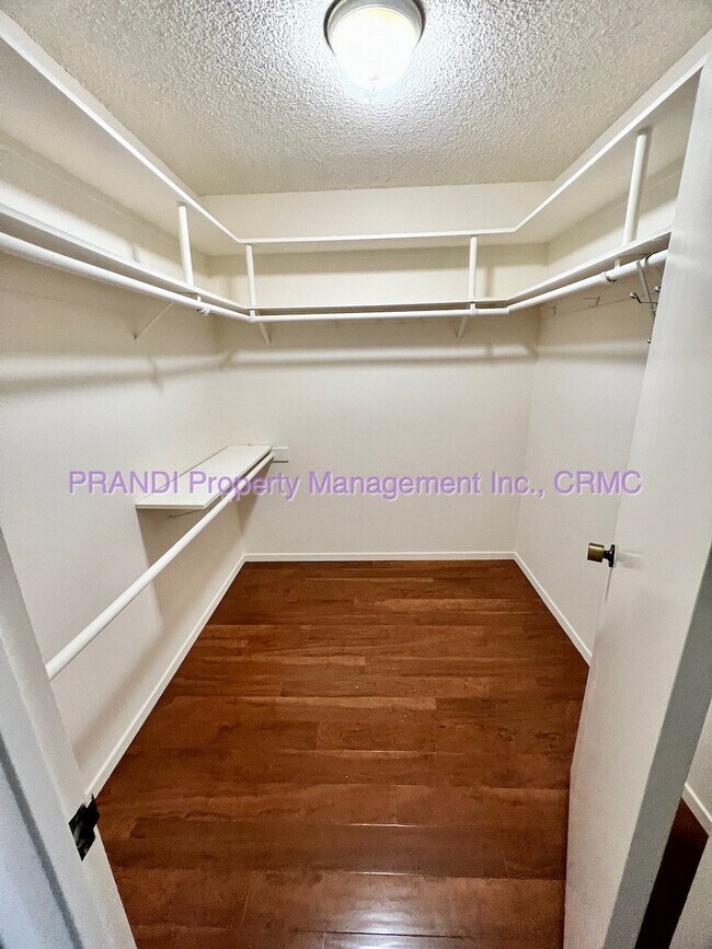 Foto del edificio - Desirable Spyglass Hill Condo in Greenbrae!