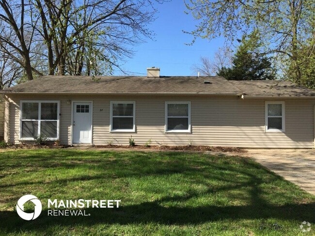 Building Photo - 27 Steeplechase Dr