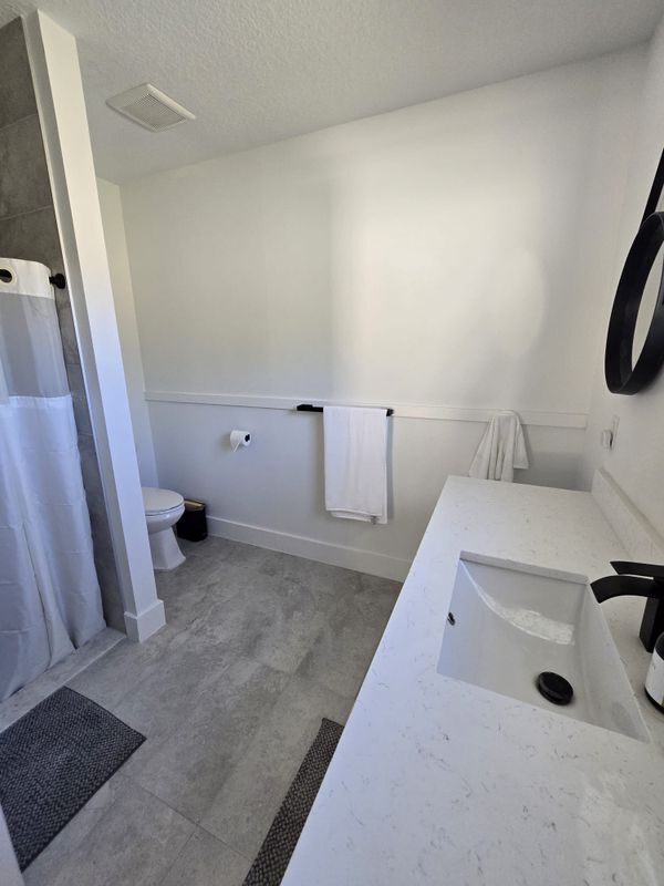 Building Photo - 11670 SE 55th Ln