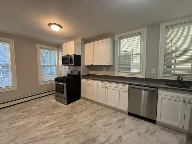 Foto del edificio - 205 Chelsea St