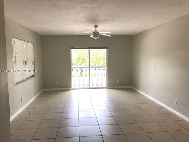 Foto del edificio - 13335 Arch Creek Rd