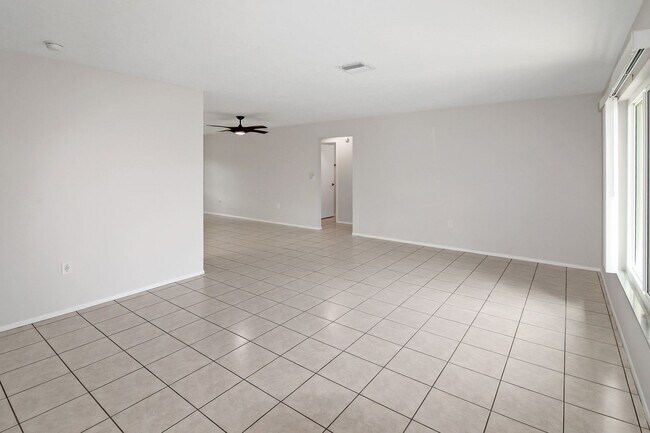 Foto del edificio - Hourglass Lakes Annual Home for Rent