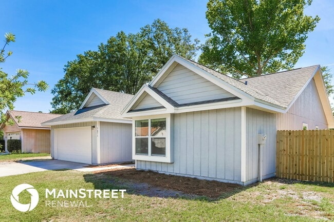 Building Photo - 7871 Moss Pointe Trail E