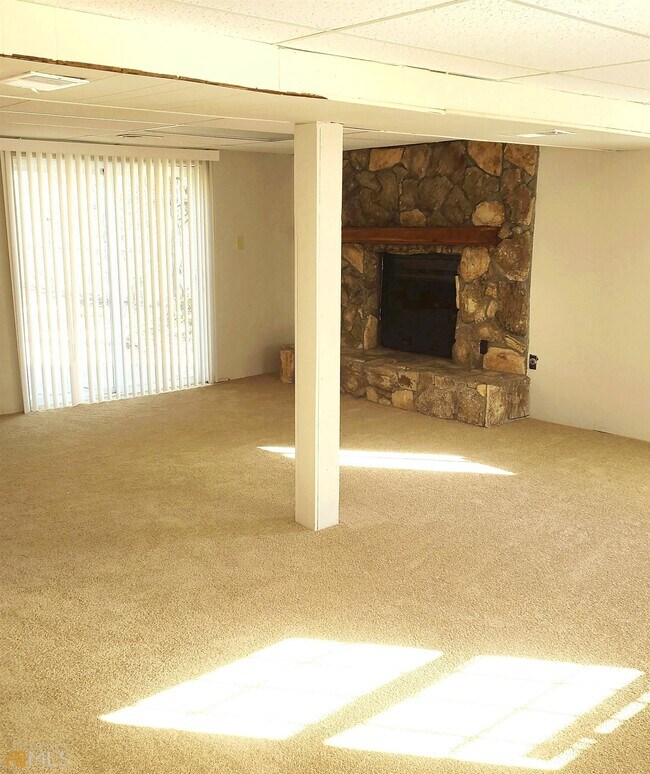 Building Photo - 6108 Mt Zion Blvd