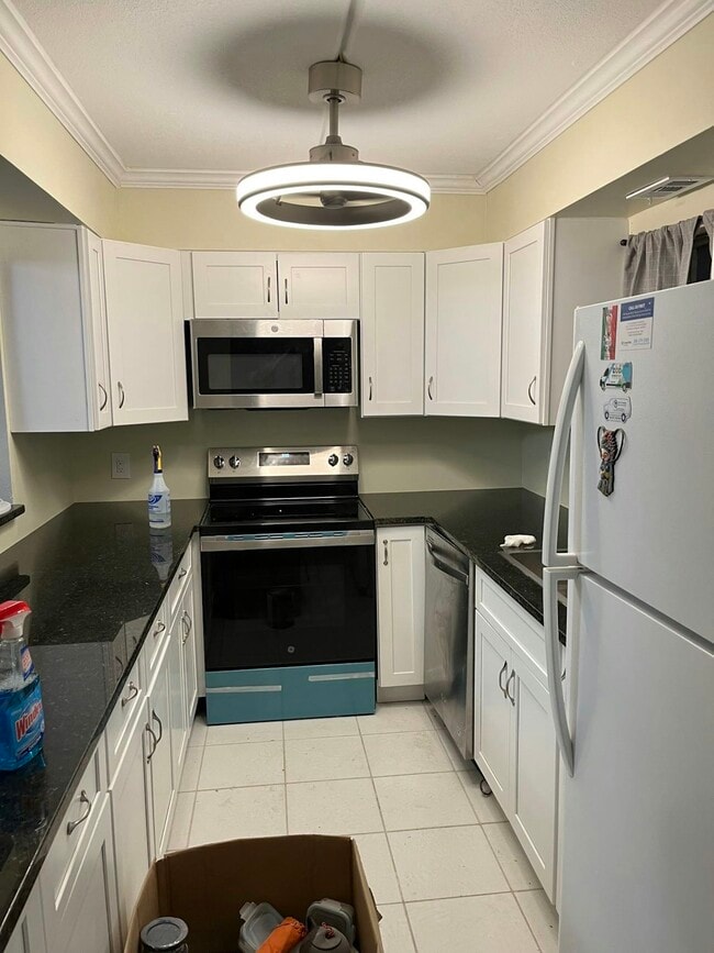 Photo - 1926 Ocean Shore Blvd Apartment