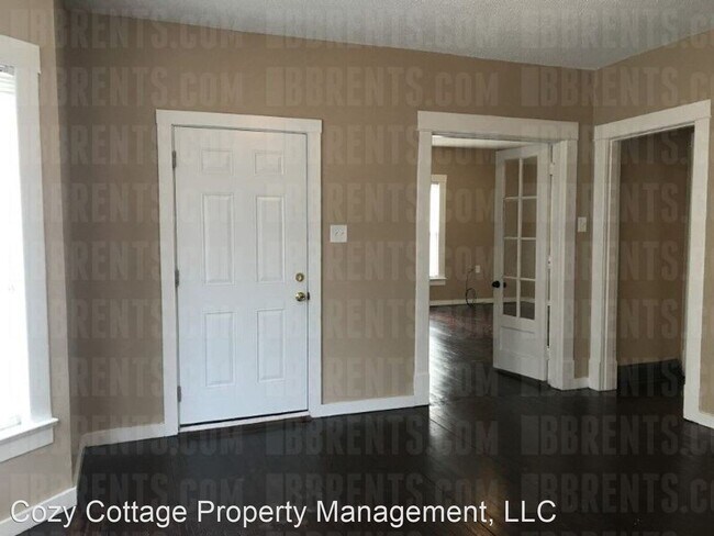 Building Photo - 2 br, 1 bath House - 100 Moore Street,
