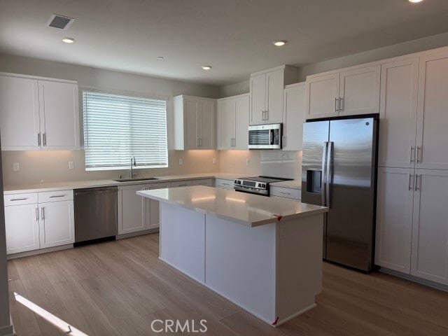 Building Photo - 1406 E Via Acero