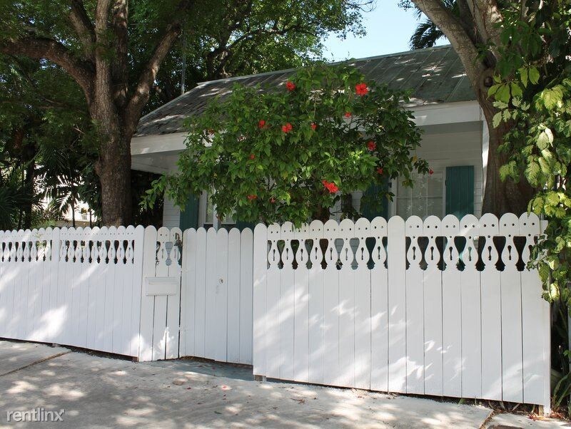 Primary Photo - 2 br, 1 bath House - Perfect Pineapple
