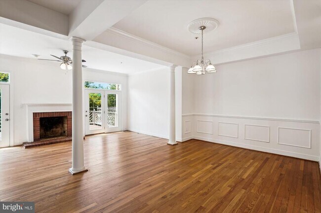 Foto del edificio - 15738 Cherry Blossom Ln